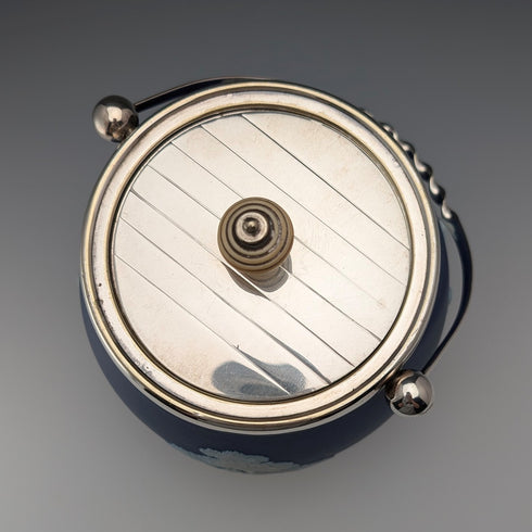 古董英國韋奇伍德餅乾桶 Jasperware 皇家藍色