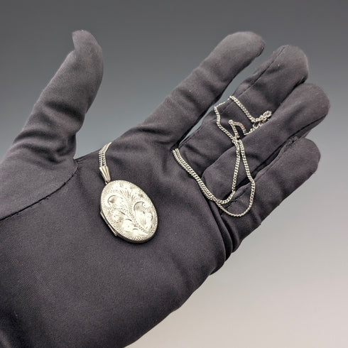 Colgante relicario vintage de plata de ley en forma ovalada, con cadena de plata de ley, 7 g en total