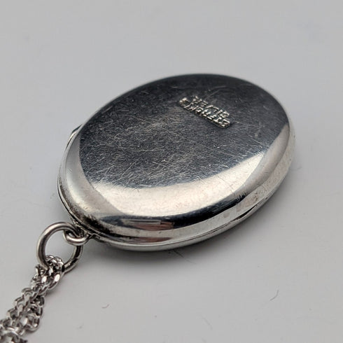 Vintage sterling silver oval locket pendant with sterling silver necklace, 7.6g total