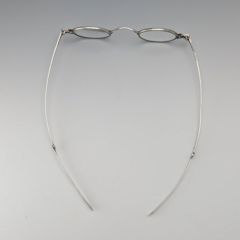 19世紀初頭 ジョージアン 英国アンティーク 純銀製 小型メガネ Mary Ann Holmes