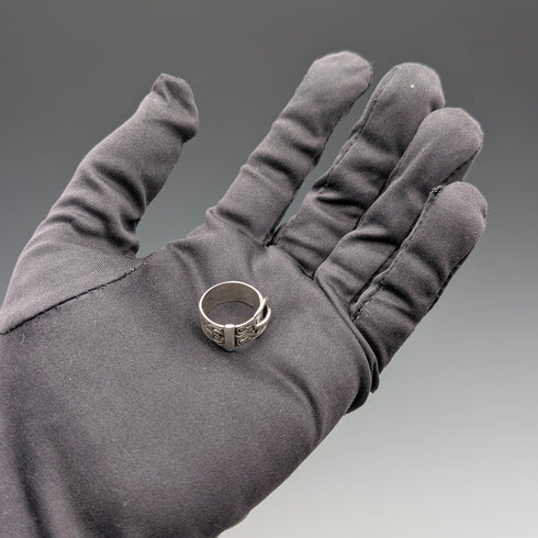 1971年 英国ヴィンテージ ヴィクトリアンデザイン 純銀製リング (9号)指輪