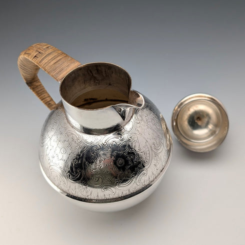 Vintage British silver plate 1.5 pint jersey jug