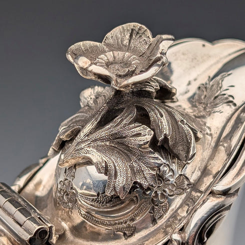 初期ビクトリアン 英国アンティーク シルバープレート製 ウォータージャグ Martin&Hall