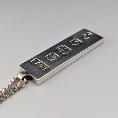 1977年英國純銀禧年錠吊墜,28.1克,搭配純銀項鍊,BGA