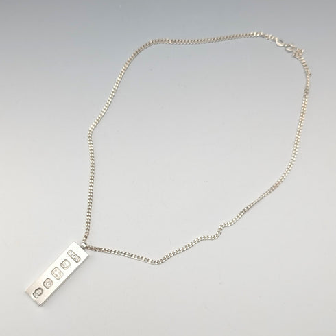 1977年英國純銀禧年錠吊墜,28.1克,搭配純銀項鍊,BGA