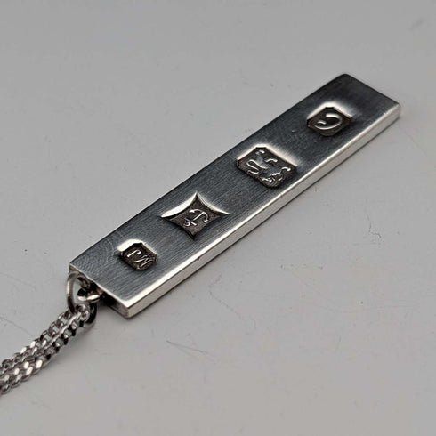 1977 British pure silver Jubilee ingot pendant, 11.8g, with pure silver necklace, MJ