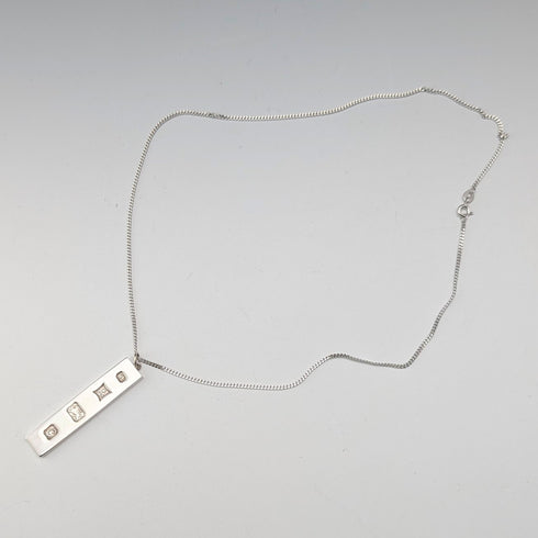 1977 British pure silver Jubilee ingot pendant, 11.8g, with pure silver necklace, MJ