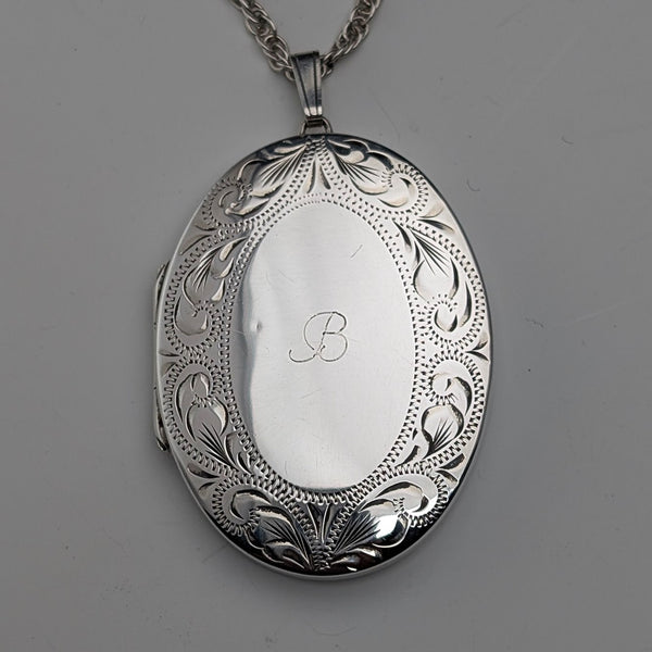 British Vintage Sterling Silver Oval Locket Pendant with Sterling Silver Necklace, 20g Total, JAM