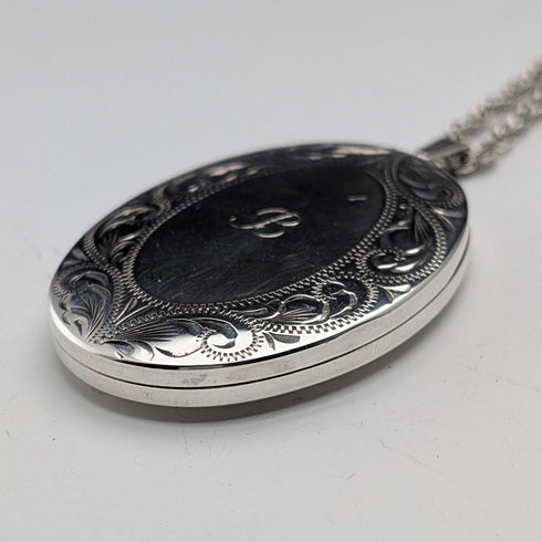 英國復古純銀橢圓形小盒吊飾搭配純銀項鍊,總重 20 克,JAM