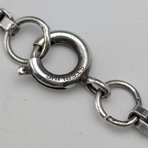 英國復古純銀橢圓形小盒吊飾搭配純銀項鍊,總重 19 克,DJ