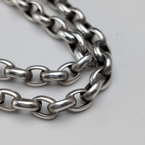 復古純銀鏤空吊墜和粗純銀紅豆鍊項鍊,總計 28 克,POM