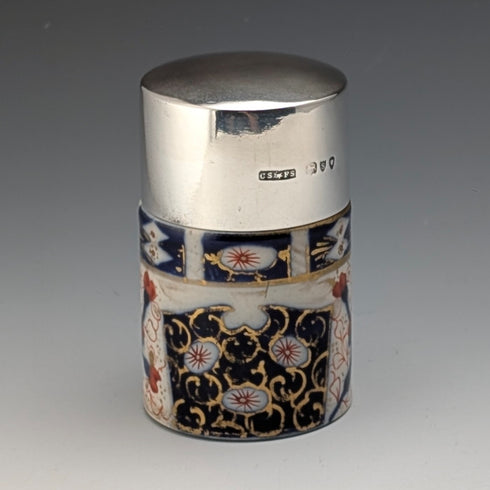 1893年 英国アンティーク 純銀蓋 伊万里柄セラミックボトルジャー Saunders&Shepherd