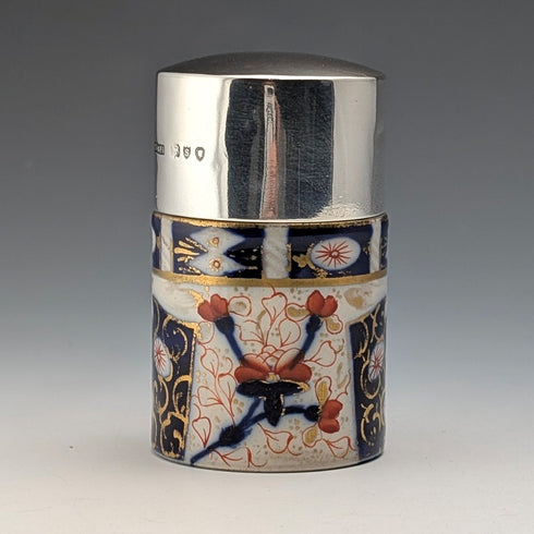 1893年 英国アンティーク 純銀蓋 伊万里柄セラミックボトルジャー Saunders&Shepherd