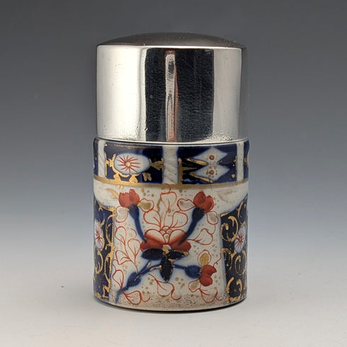 1893年 英国アンティーク 純銀蓋 伊万里柄セラミックボトルジャー Saunders&Shepherd