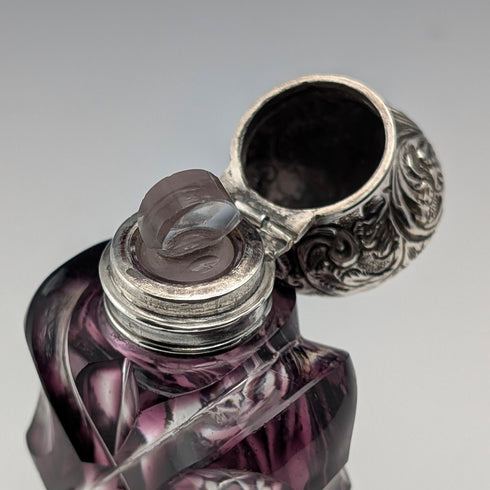 古董英國 800 銀蓋紫色切割玻璃便攜式香水瓶