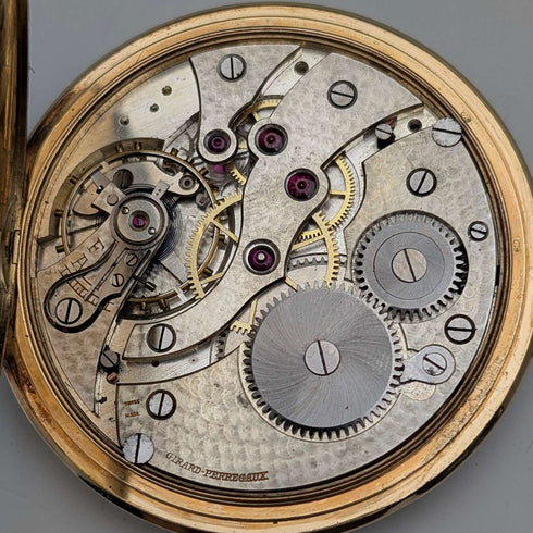 Girard-Perregaux pocket watch, circa 1930, 18K gold, hunter case, good working condition, with leather box.