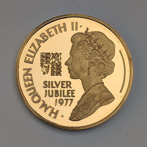 1977 Queen Elizabeth II Silver Jubilee Medal, Pure Silver & Gold Plated, Birmingham & Mint, with Case