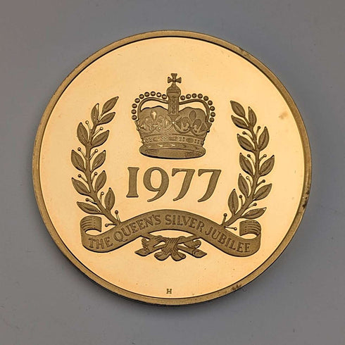 1977 Queen Elizabeth II Silver Jubilee Medal, Pure Silver & Gold Plated, Birmingham & Mint, with Case