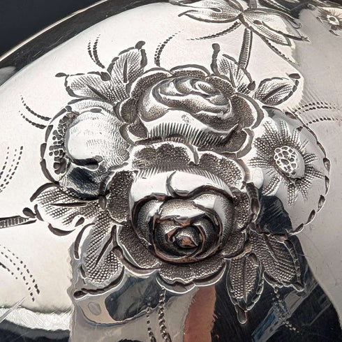 約 1900 年英國古董銀盤茶壺套裝,由 WW Harrison & Co. 製造。