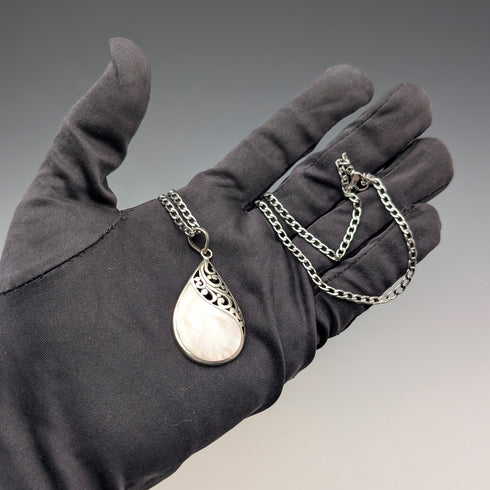 復古純銀珍珠母貝吊墜和項鍊