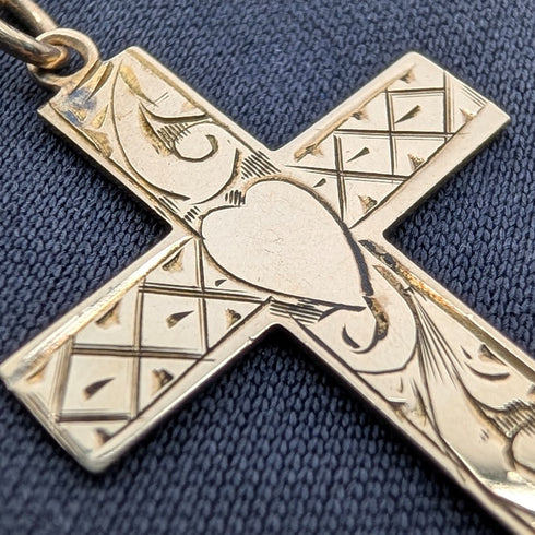 古董 9ct 金十字架吊墜,搭配 9ct 金項鍊