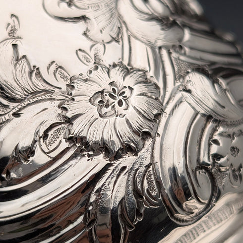 1765年 英国ジョージアン フローラル装飾 純銀製マグカップ 201g Walter Brind