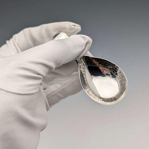 1807 British Antique Sterling Silver Tea Caddy Spoon, 9.5g, by Samuel Pemberton