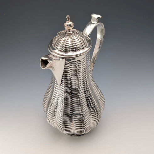 英国アンティーク シルバープレート製 ウォータージャグ 籐編みパターン装飾