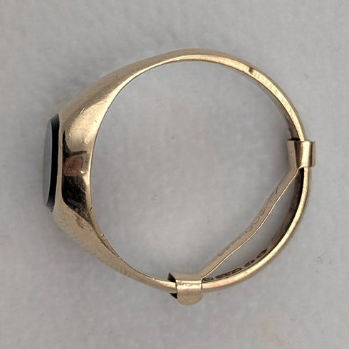 1966年 英国ヴィンテージ K9ゴールド シグネットリング 3.3g(14-16号) 指輪 Fred Manshaw Ltd