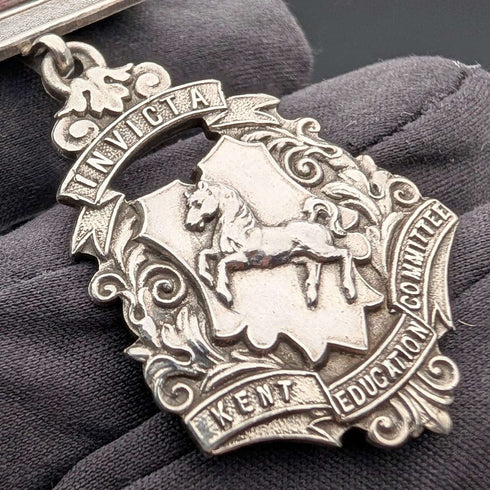 1915年 英国アンティーク 純銀製 皆勤賞表彰 スクールメダル Vaughton&Son