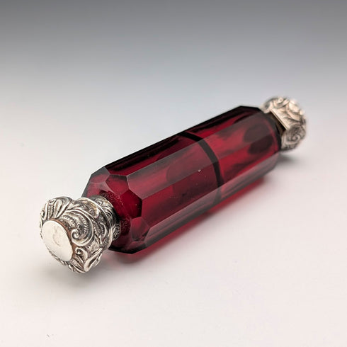 英国アンティーク 800シルバー蓋 ルビーレッドガラス ダブルエンド 携帯用香水瓶
