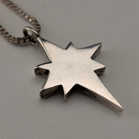 ヴィンテージ 純銀製スター型ペンダント 純銀ネックレス付き 計8g