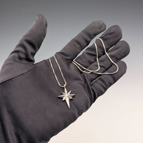 ヴィンテージ 純銀製スター型ペンダント 純銀ネックレス付き 計8g