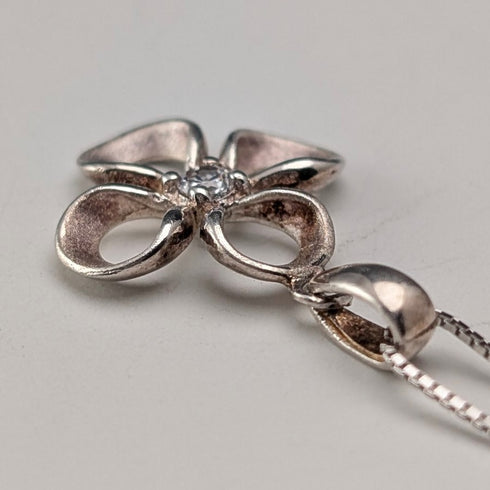 復古鑲石純銀花卉吊墜 附純銀項鍊 總重2g