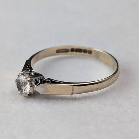 英国ヴィンテージ K9ゴールドリング ホワイトストーン 1.5g(15号) 指輪 C.L&S