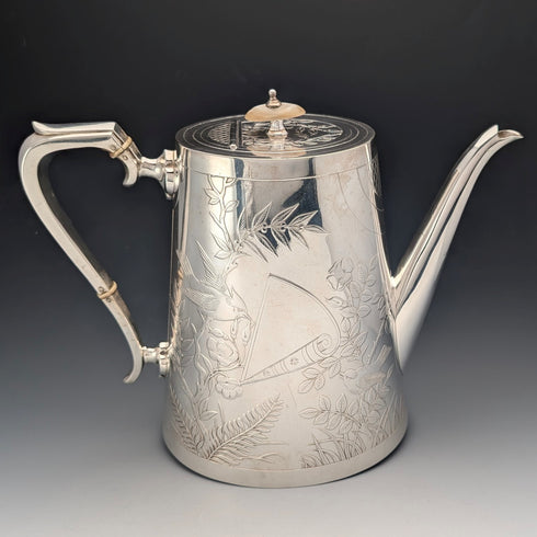 19世紀後半 英国アンティーク シルバープレート製 ジャポニズム装飾 コーヒーポット Johnson&Co
