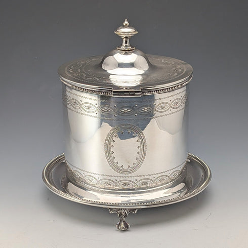 Antique English Silver Plate Biscuit Barrel, circa 1875, George Goodfellow & Sons
