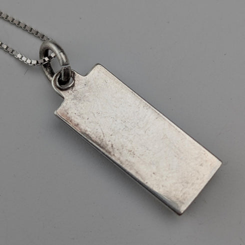 1979 UK Vintage Sterling Silver Small Ingot Pendant with Sterling Silver Necklace Total 4.4g