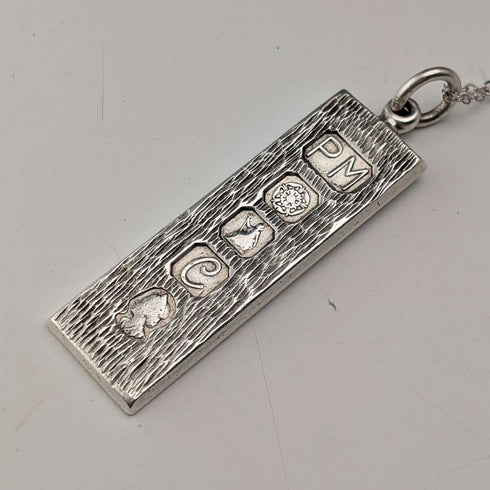 1977 British Britannia Silver Jubilee Ingot Pendant with Pure Silver Necklace Total 14.3g