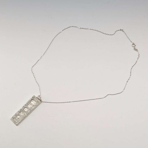 1977 British Britannia Silver Jubilee Ingot Pendant with Pure Silver Necklace Total 14.3g
