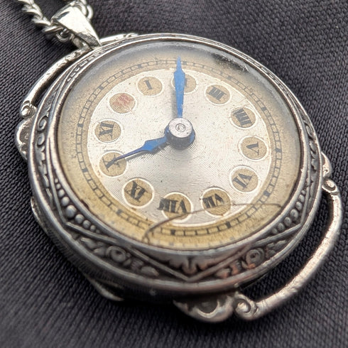 英国ヴィンテージ 純銀ケースレディースウォッチペンダント 純銀ネックレス付き