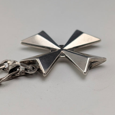 英国ヴィンテージ 純銀製マルタ十字型ペンダント 純銀ネックレス付き 計14.3g