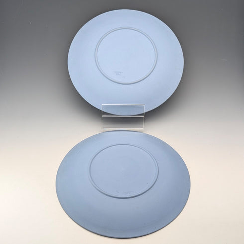 英国ヴィンテージ ウェッジウッド 天使 ジャスパーウェア製 プレートペア 直径22cm ペールブルー①