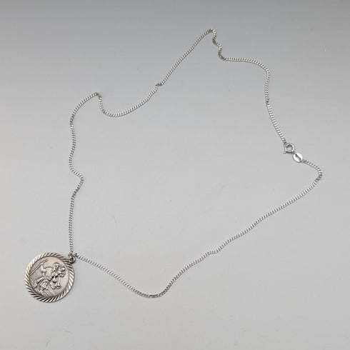 復古聖克里斯多福純銀獎章吊墜①,搭配純銀項鍊,總重7.4克