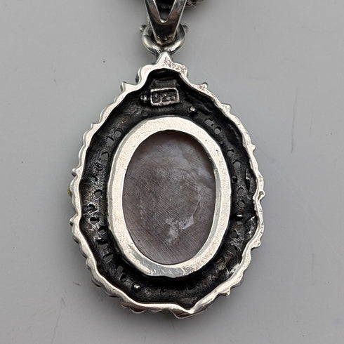 Vintage Mother-of-Pearl Pendant on Sterling Silver Base, with Sterling Silver Necklace, Total Weight 8.1g