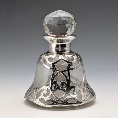 米国アンティーク アール・ヌーヴォー シルバーオーバーレイ ガラス 小型香水瓶