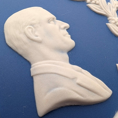 1977年 英国ウェッジウッド エリザベス女王ジュビリー 蓋付き小物入れペア ロイヤルブルー