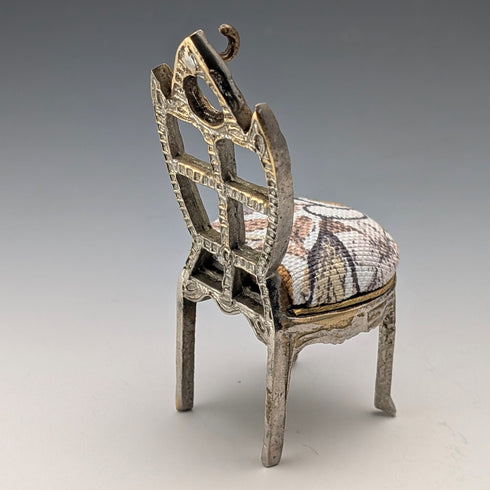 1920年代 アンティーク 真鍮製 椅子型 懐中時計ホルダー ホワイトシート