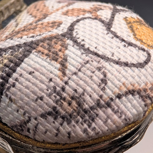 1920年代 アンティーク 真鍮製 椅子型 懐中時計ホルダー ホワイトシート