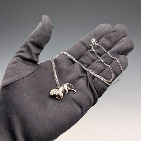 英国ヴィンテージ 純銀製 ライオンパサント ペンダント 純銀ネックレス付 計12.7g